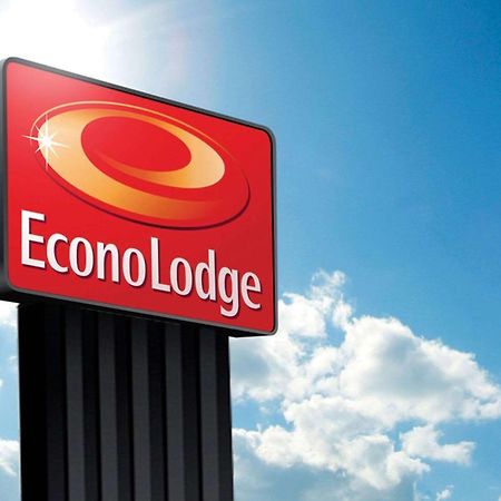 Econo Lodge Toppenish Exteriör bild