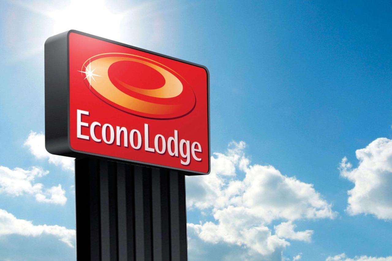 Econo Lodge Toppenish Exteriör bild